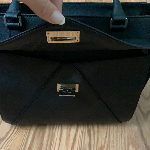 NEW! Kate Spade Tote 👜 - Picture 10 of 16